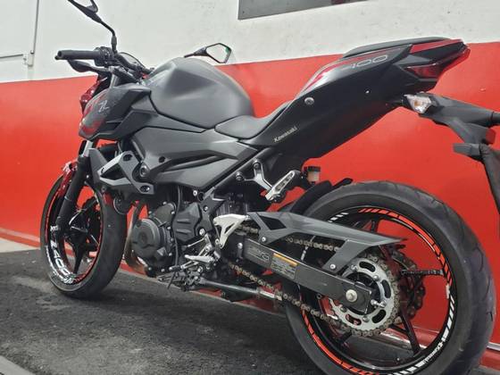 KAWASAKI Z400 KAWASAKI Z400